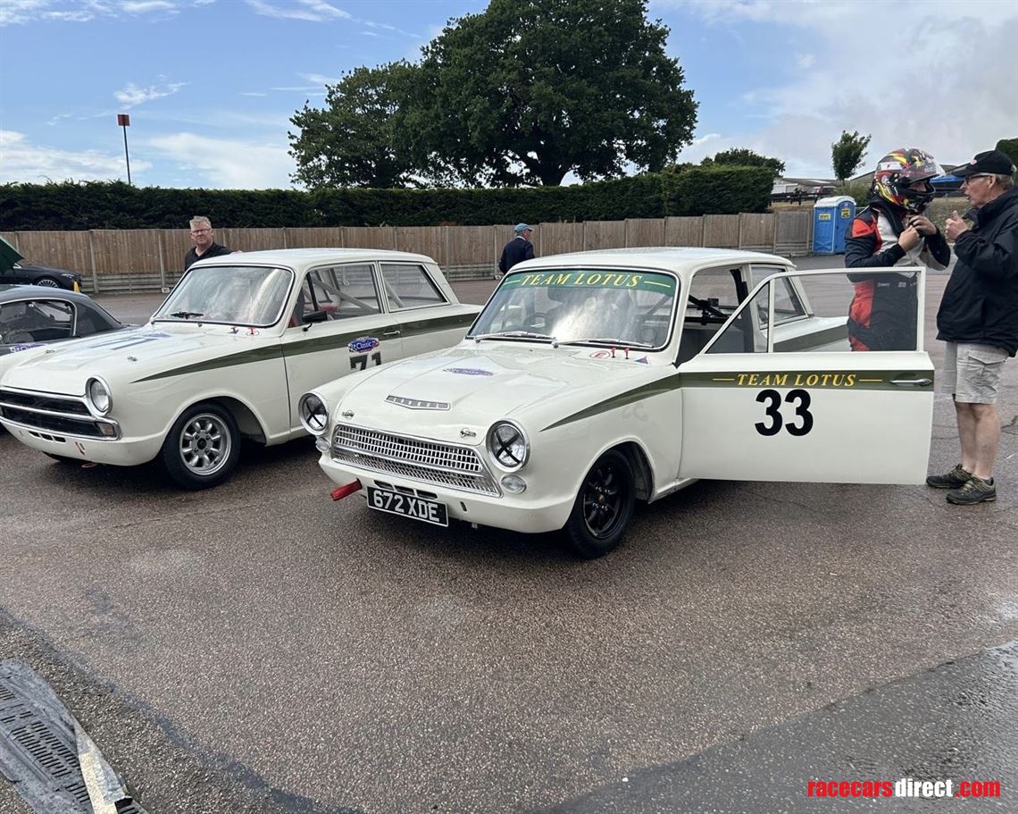 ford-lotus-cortina-mk1-race-car