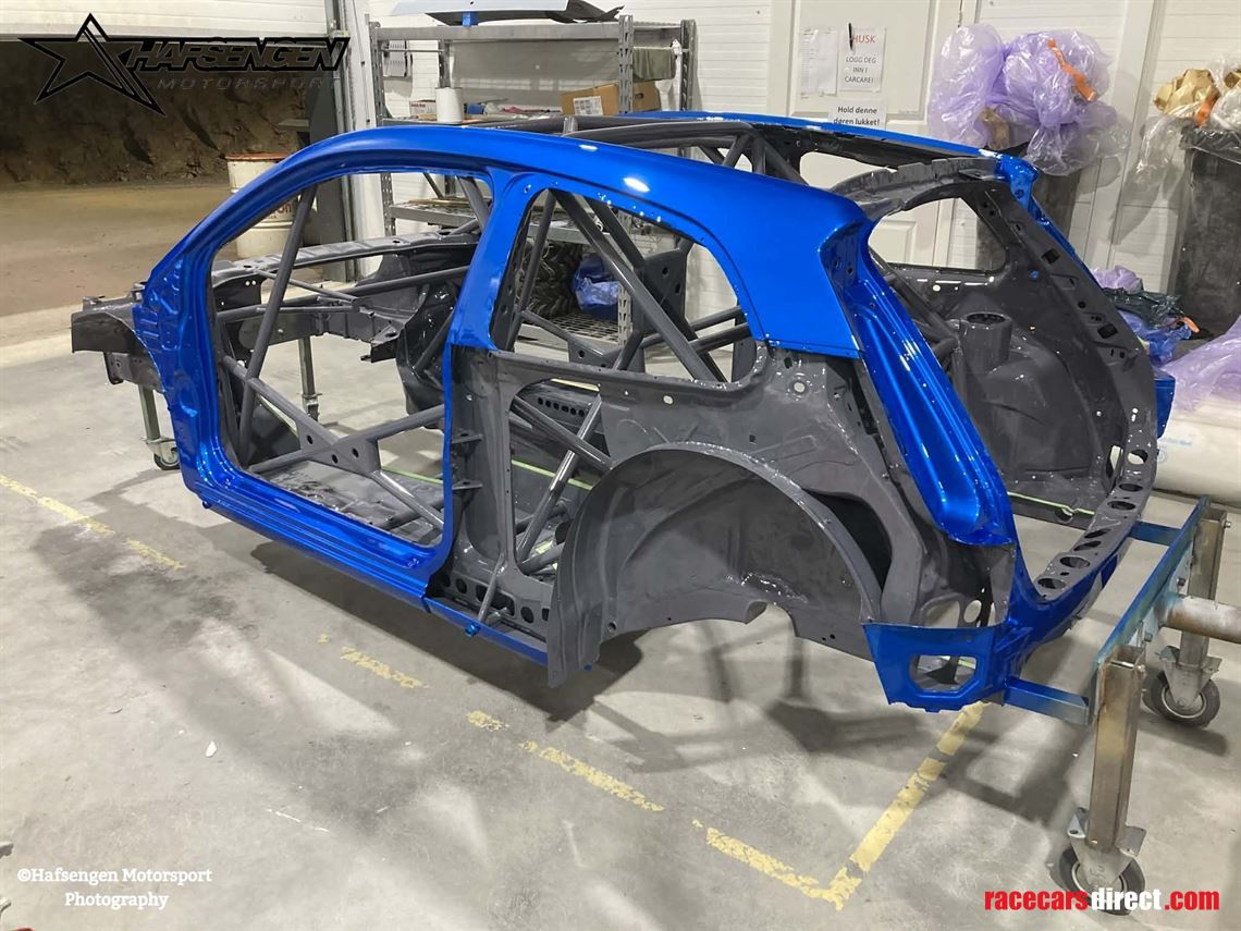 ford-fiesta-5cyl-25l-turbo-20v