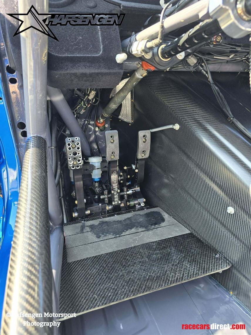 ford-fiesta-5cyl-25l-turbo-20v