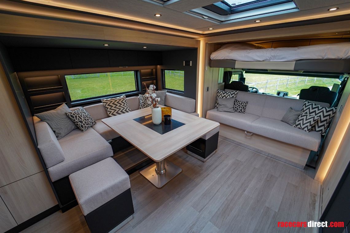 stx-motorhome---mercedes-benz-actros-triple-s
