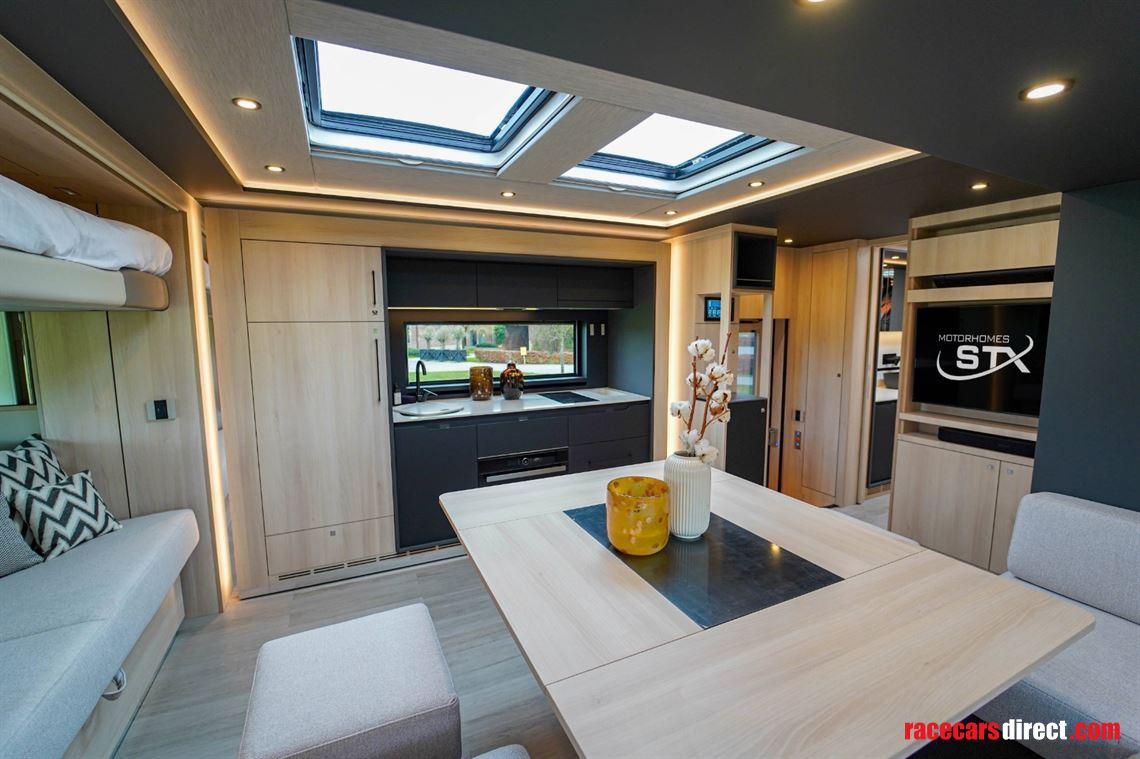 stx-motorhome---mercedes-benz-actros-triple-s