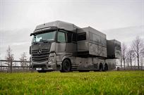 stx-motorhome---mercedes-benz-actros-triple-s