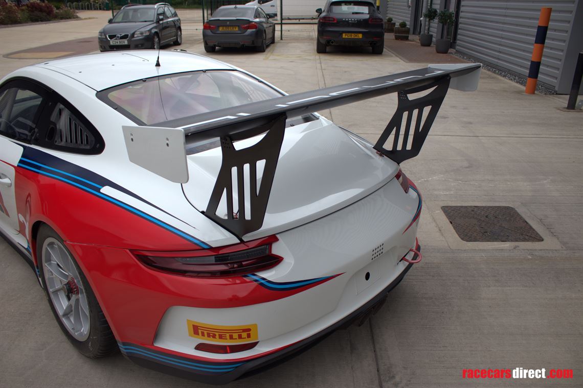 2018-porsche-911-gt3-cup-9912