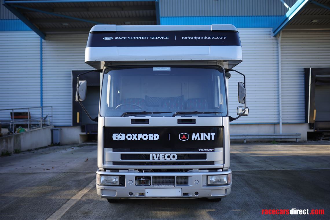iveco-75t-truck-with-living-and-workshop-conv