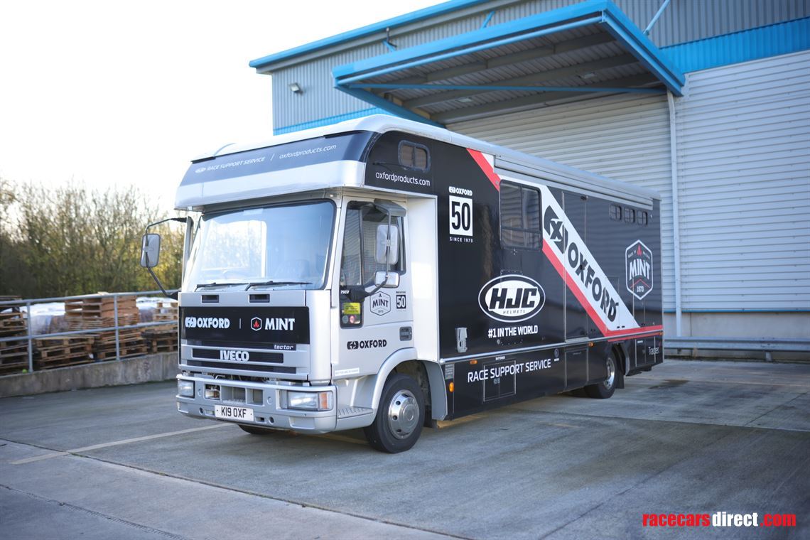 iveco-75t-truck-with-living-and-workshop-conv