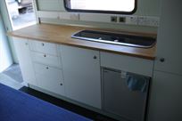 iveco-75t-truck-with-living-and-workshop-conv