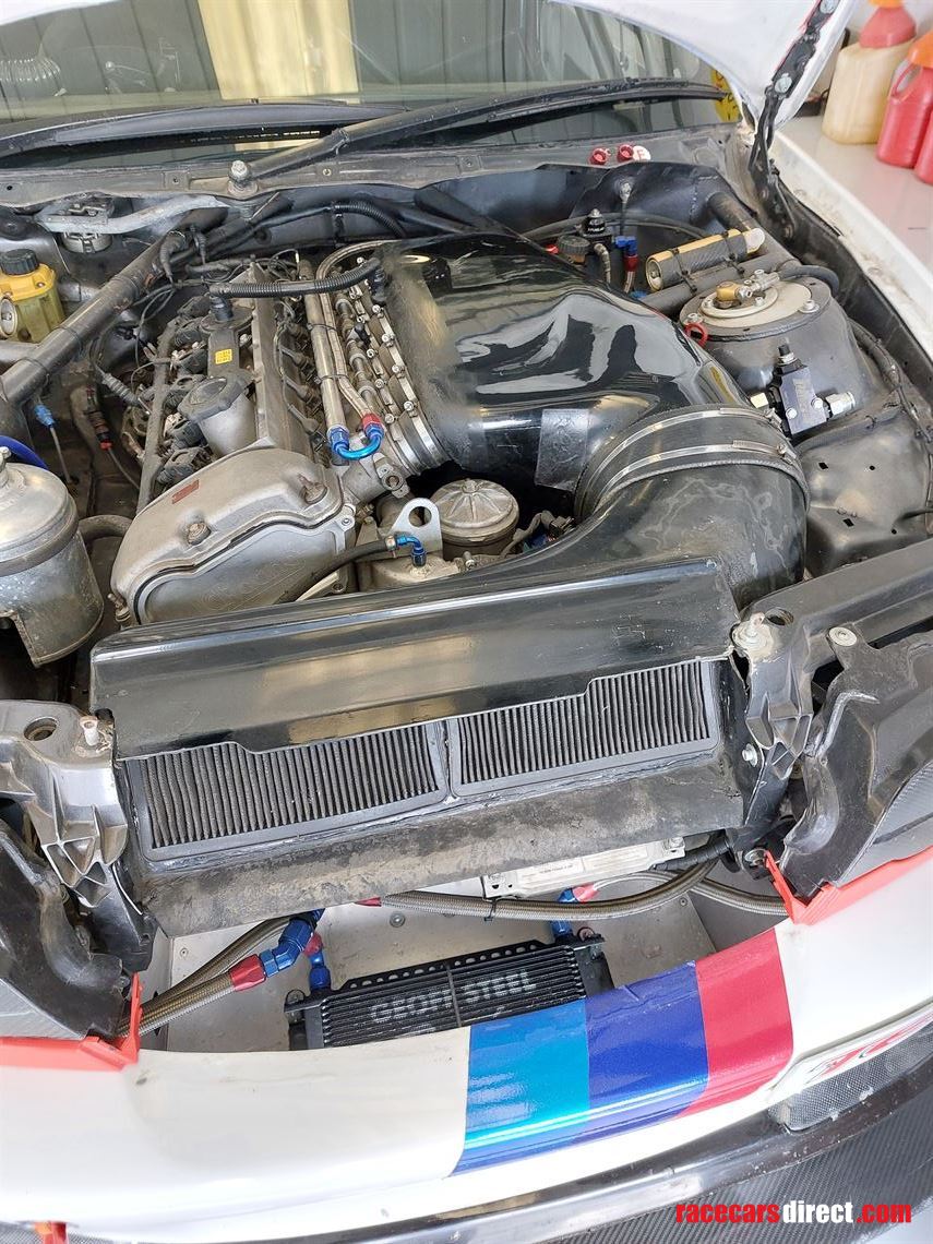bmw-m3-e46-lady-p