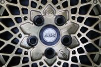 ferrari-308-15-golden-rims