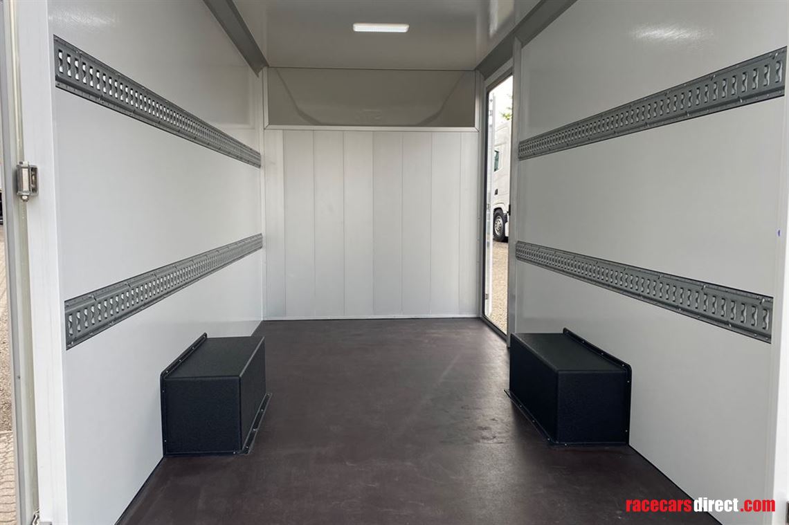 stx-cargo-for-karting