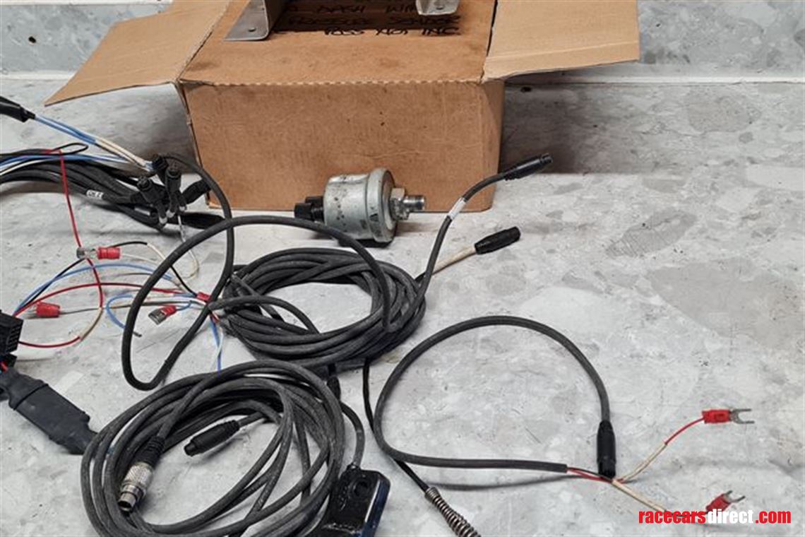 pista-electronic-dash-wiring-loom-incl-oil-pr