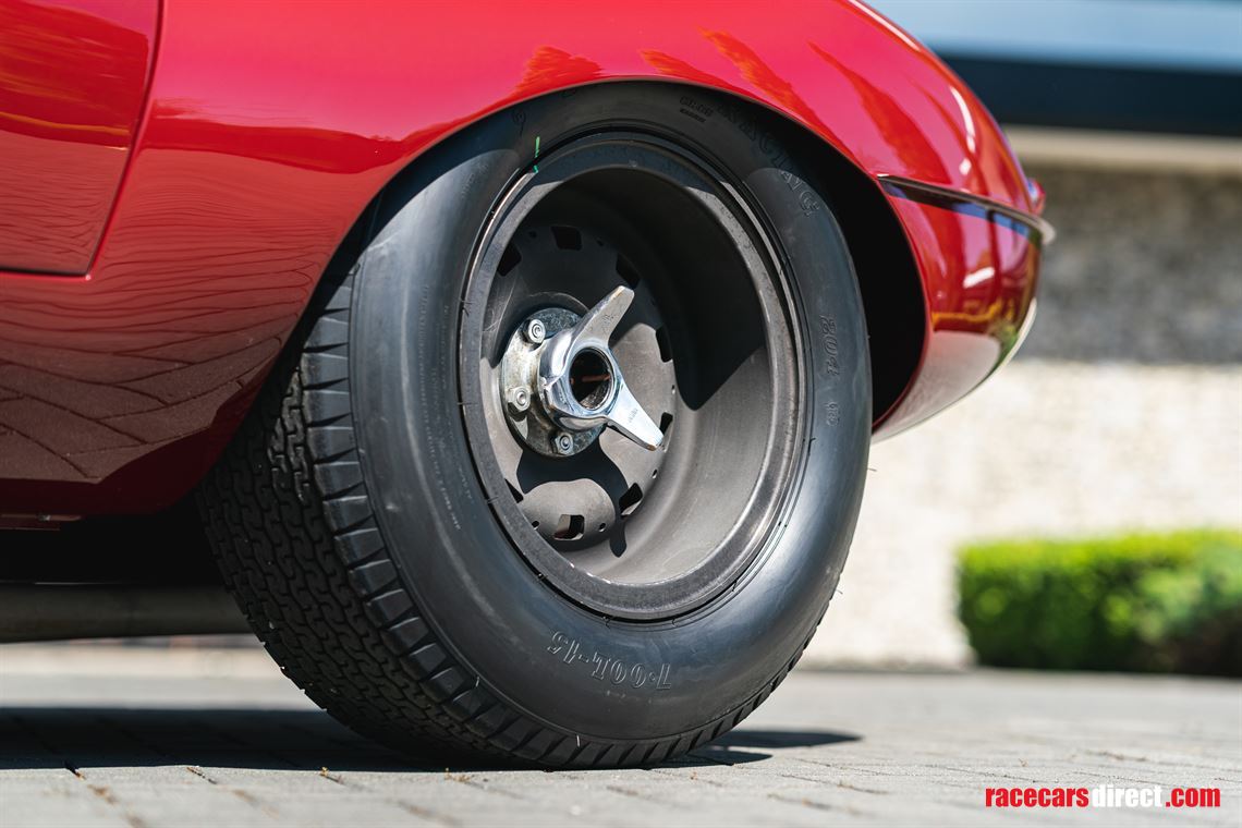 1961-jaguar-e-type-competition-roadster