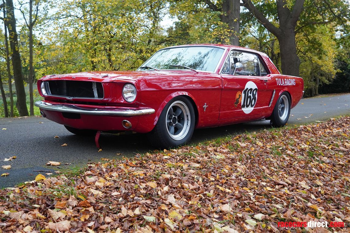 fia-ford-mustang-notchback