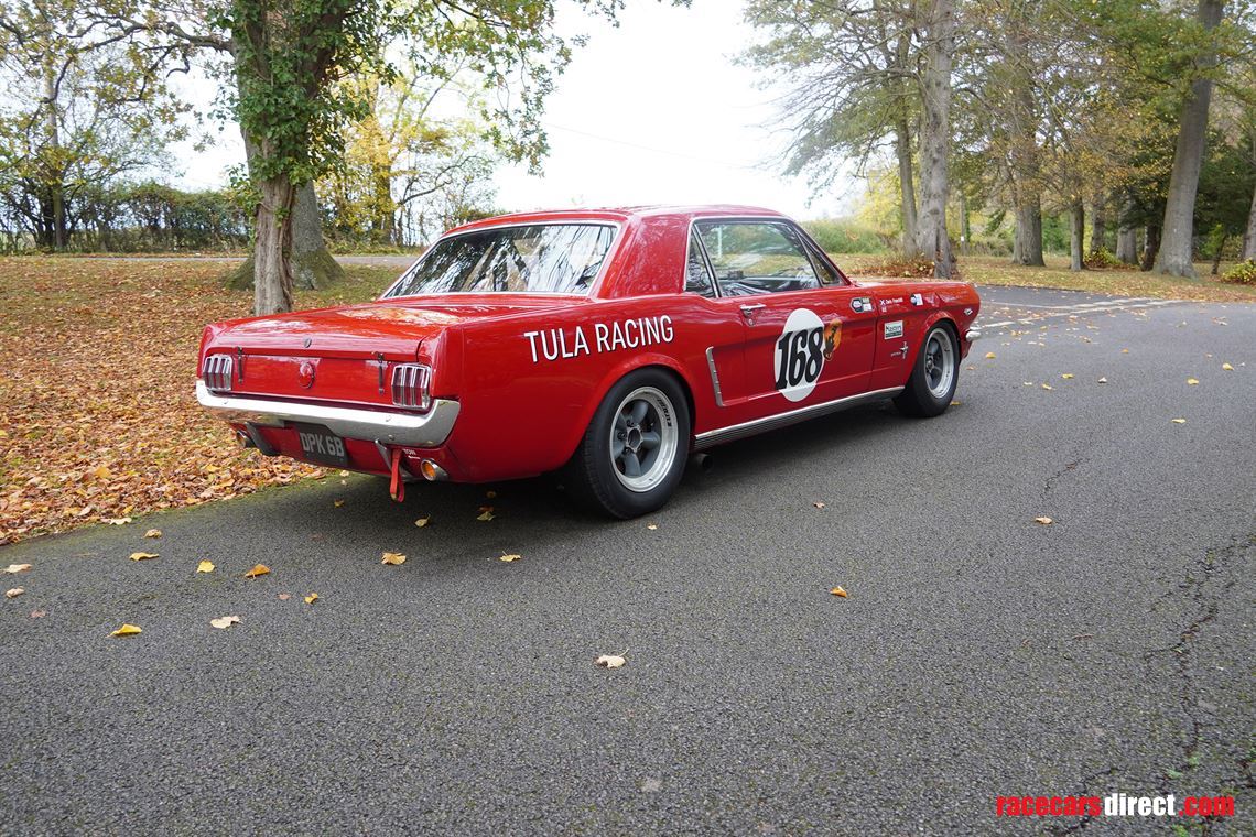 fia-ford-mustang-notchback