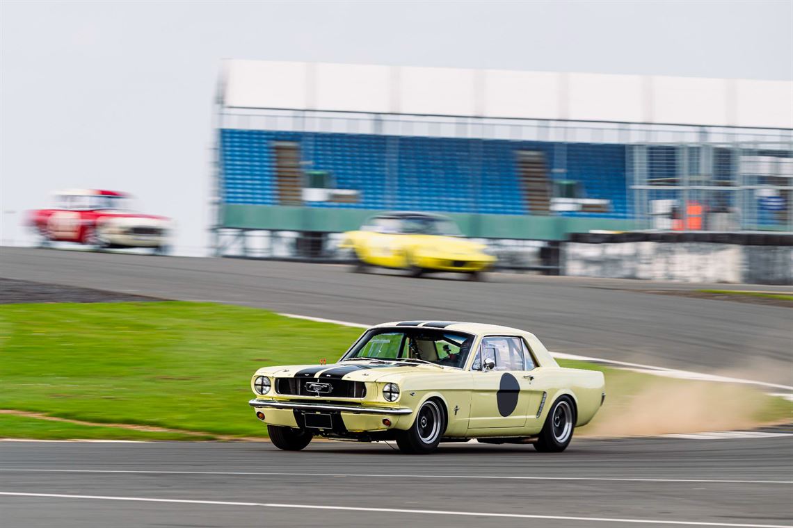 new-fia-ford-mustang-coupe