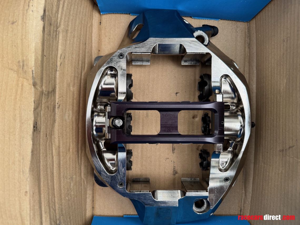 alcon-6-piston-big-brake-kit
