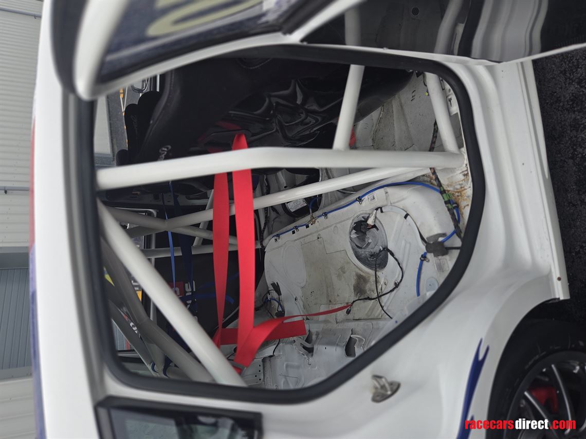 seat-leon-cupra-20-tfsi-turbo