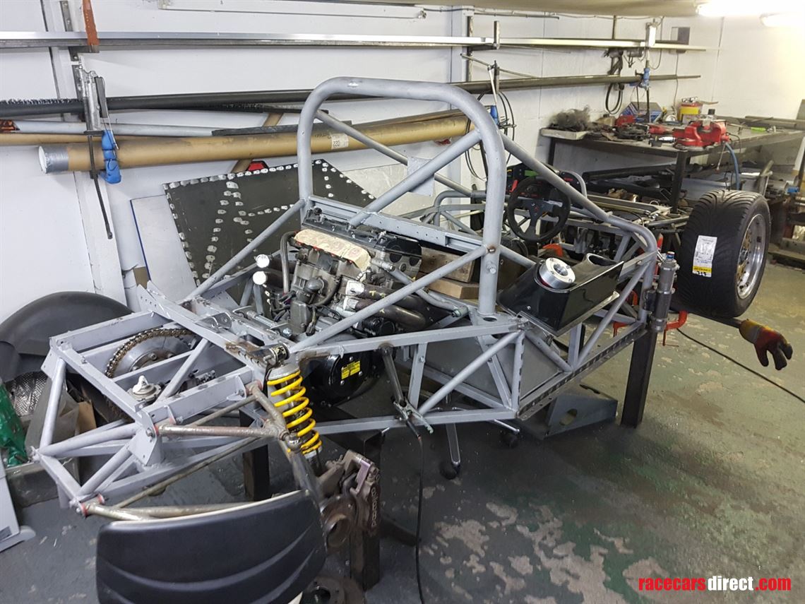 radical-prosport-1400-with-pr06-bodywork-cent