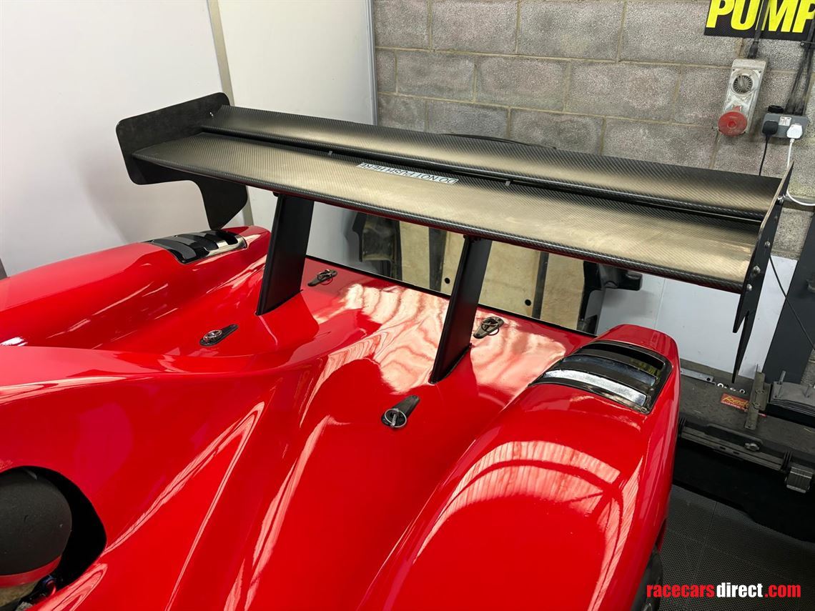 radical-prosport-1400-with-pr06-bodywork-cent