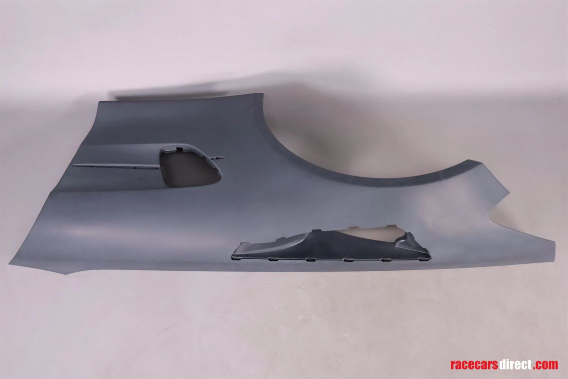 mercedes-amg-gtr-pro-left-front-fender-gray-p