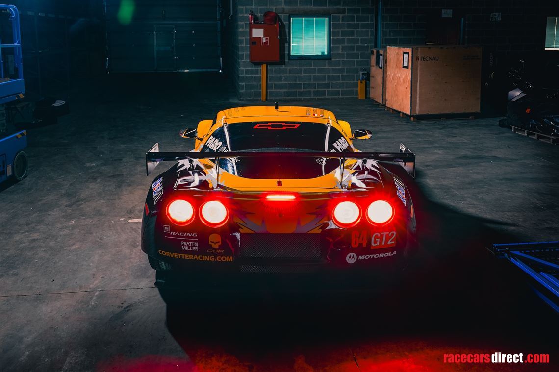 2009-corvette-c6r-gt2