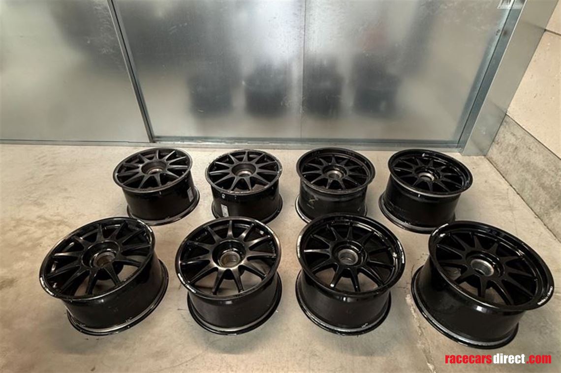 lamborghini-super-trofeo-evo-centerlock-wheel