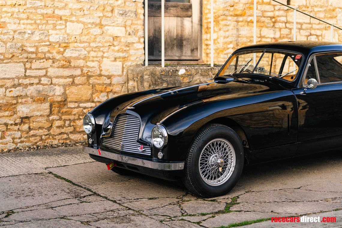 1952-aston-martin-db2-vantage