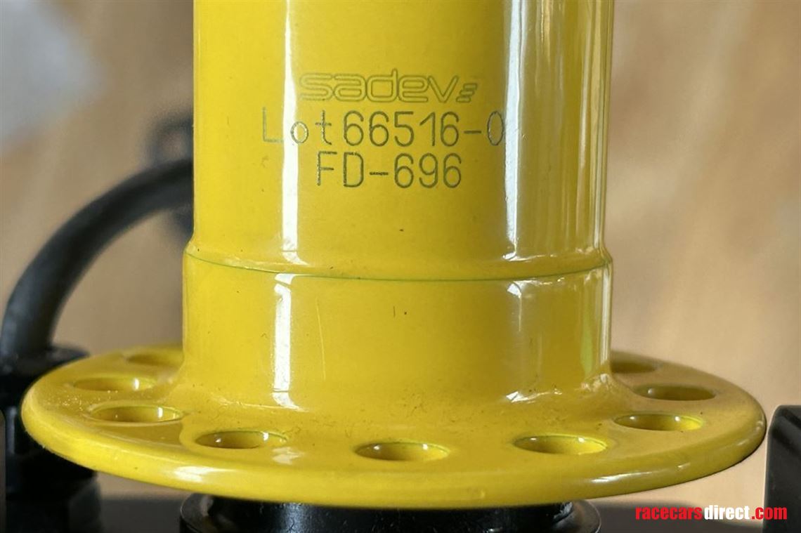 f-renault-xap-steering-wheel