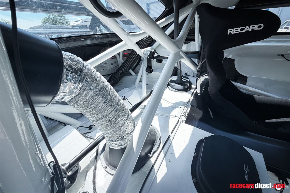 bmw-z4-gt3-1033