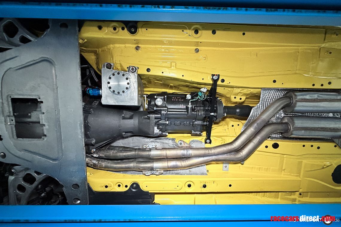 bmw-e46-racecar-with-e36-320i-stw-technic