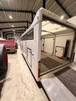 brian-james-race-transporter-6