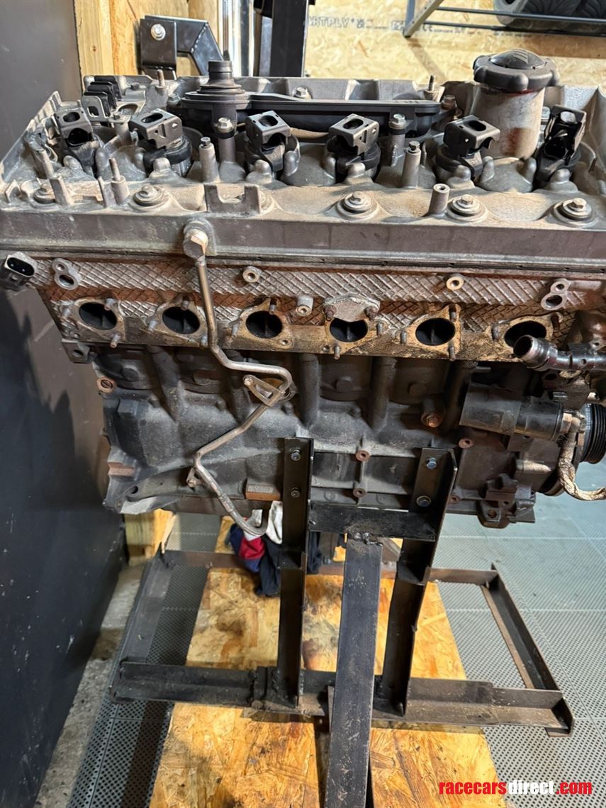 bmw-s54-engine-from-e46-m3-csl