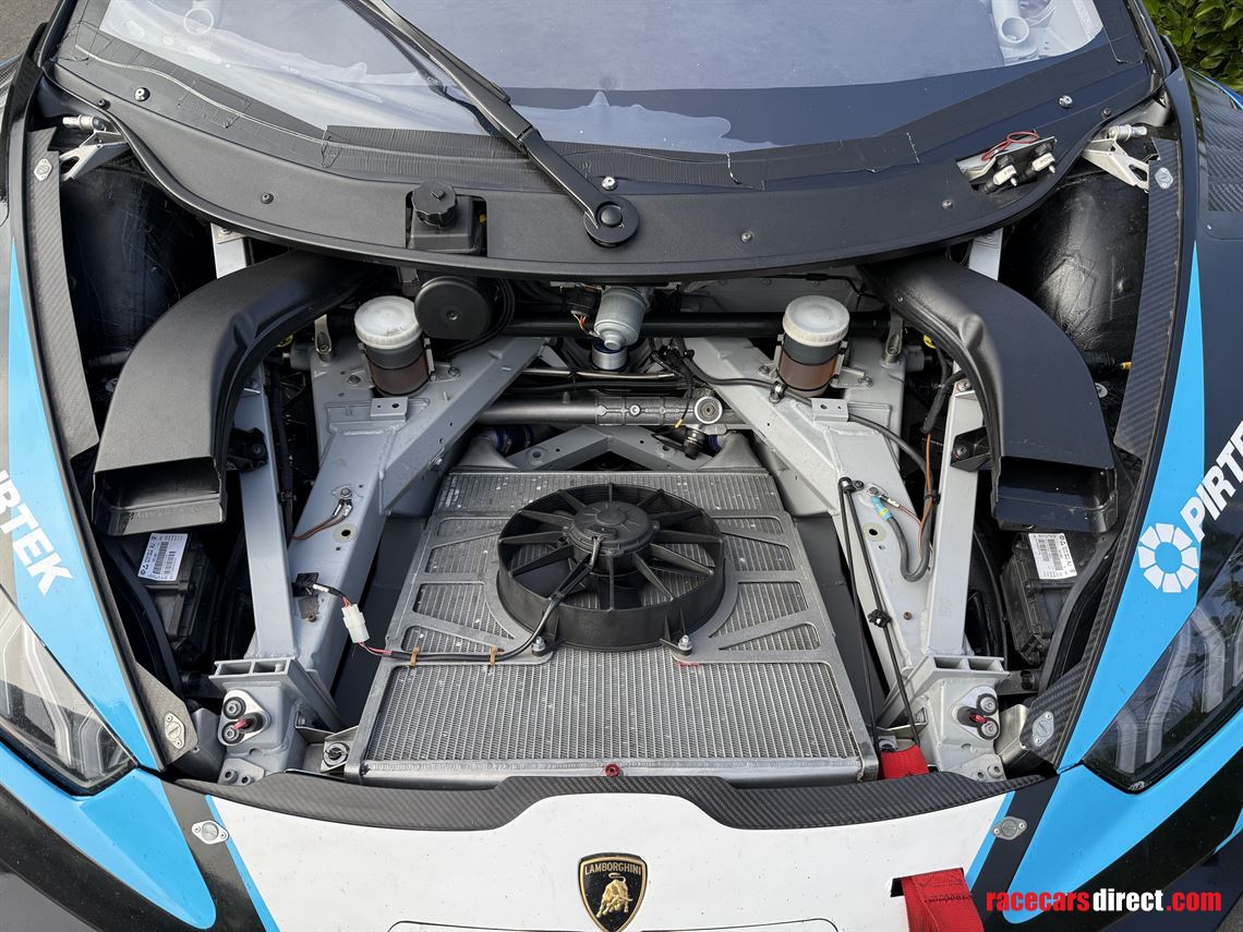lamborghini-huracan-gt3-evo