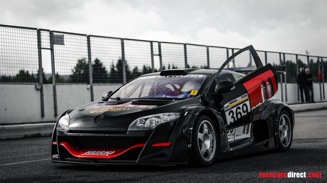 renault-megane-v6-trophy-evo3