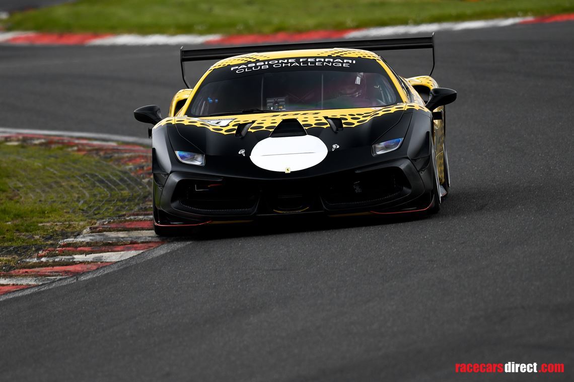 2018-ferrari-challenge-488-evo