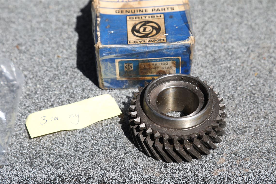 super-rare-nos-close-ratio-helical-gears-mga