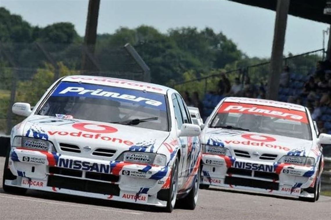 nissan-1999-super-touring-team