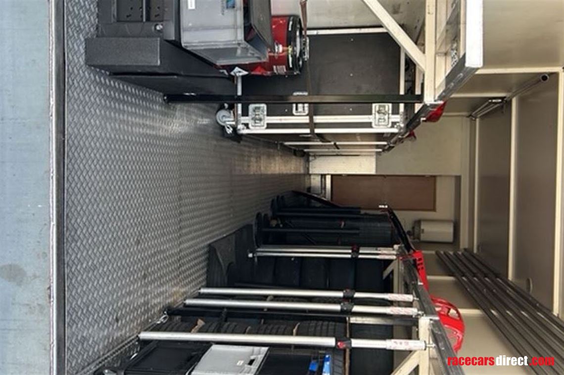 race-trailer-tractor-unit-daf-euro-6-optional