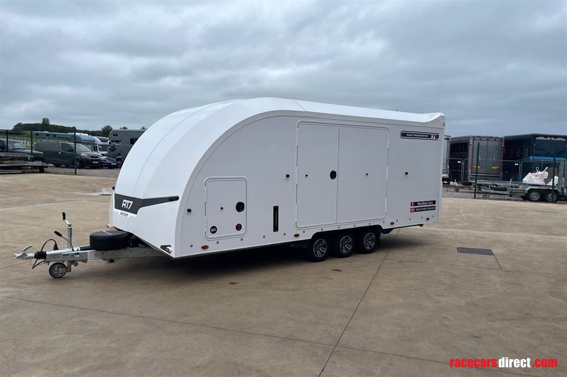 ex-demo-brian-james-55m-x-235m-rt7-trailer
