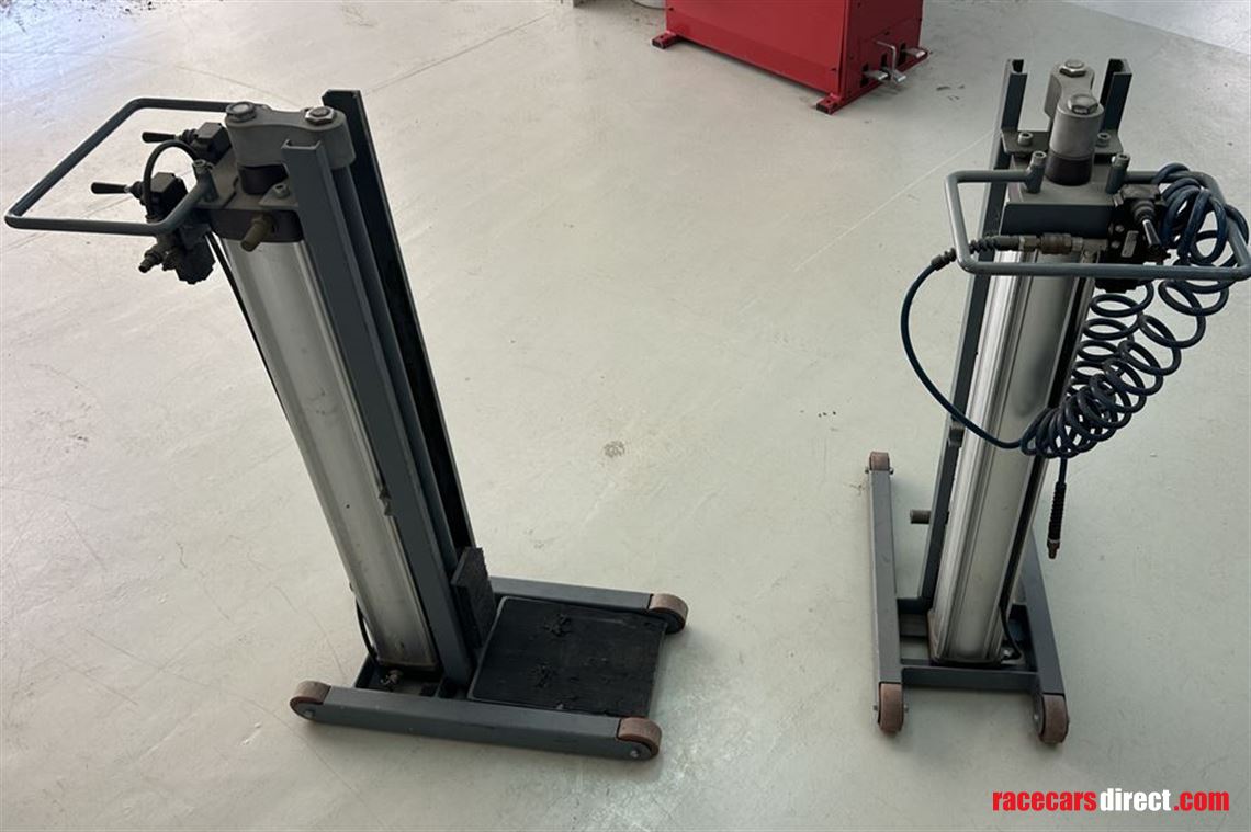 single-seater-formula-3-air-jacks