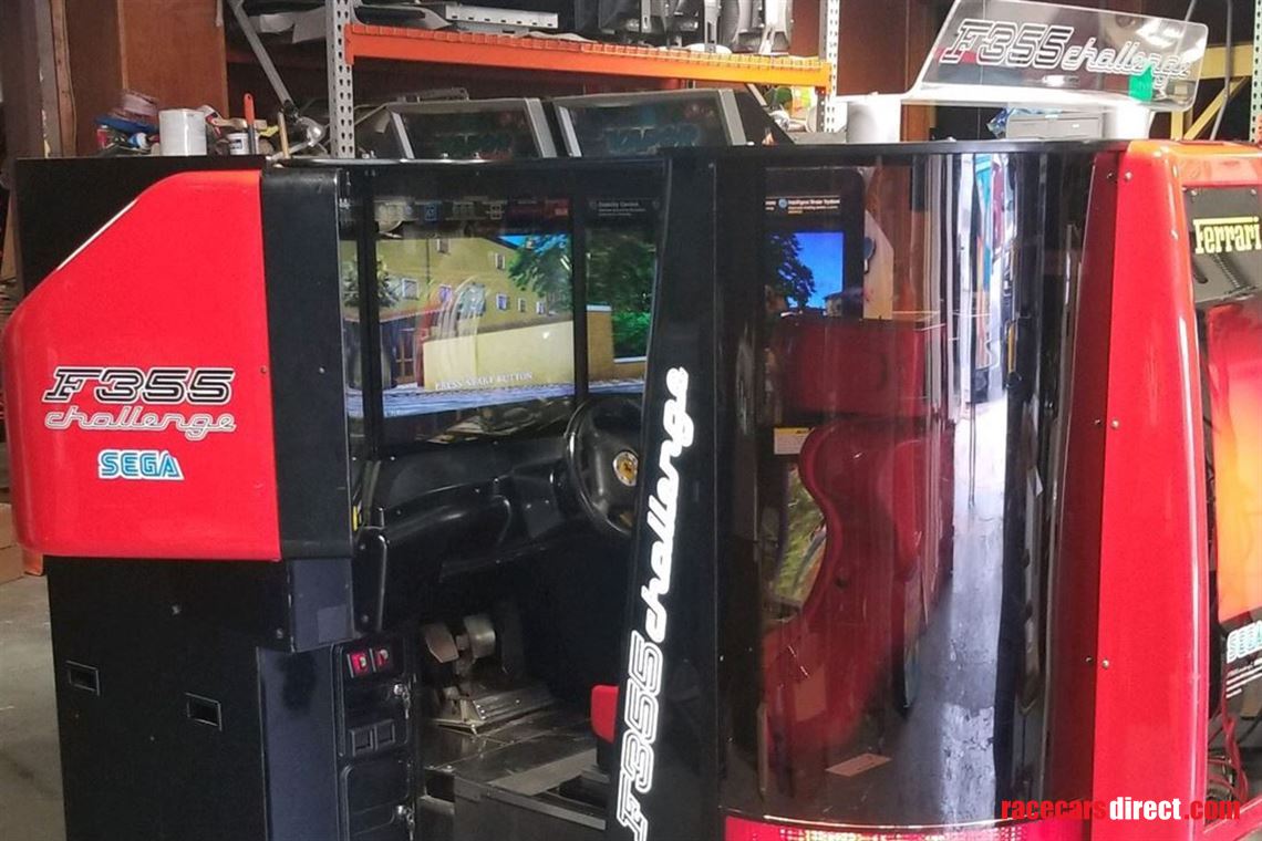 sega-arcade-ferrari-355-challenge-3-monitors