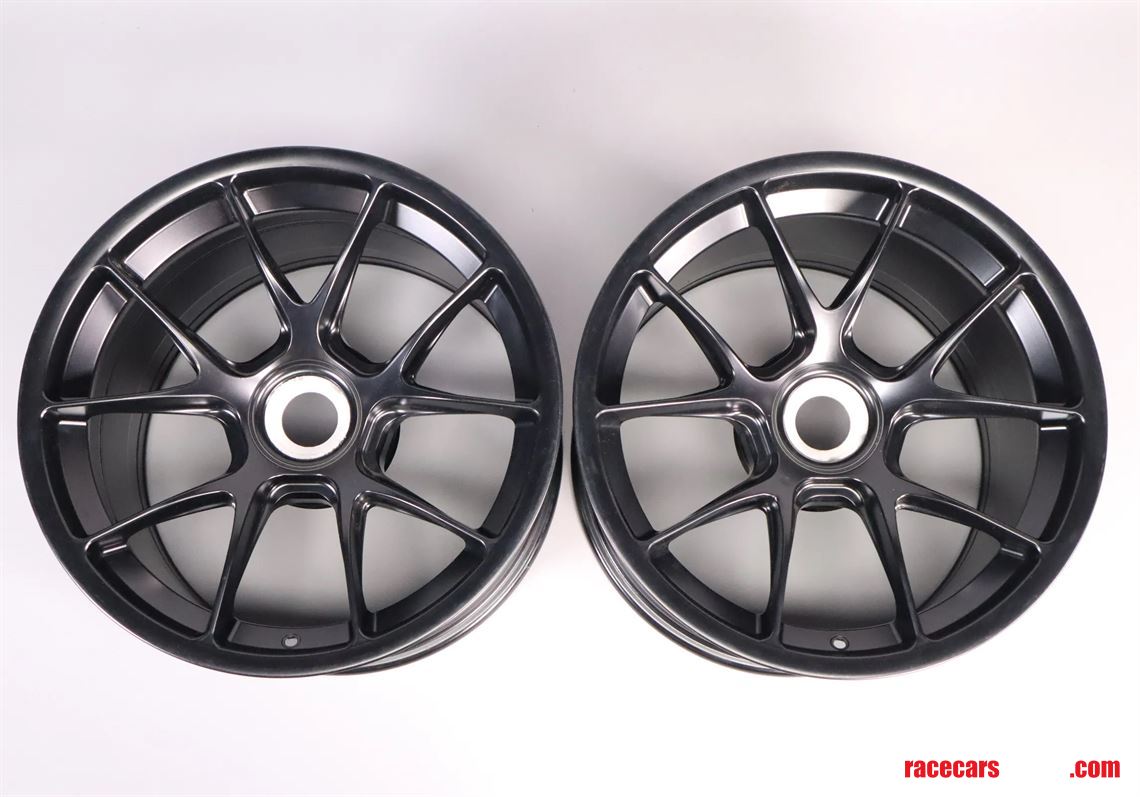 porsche-911-992-gt3-cup-18-the-front-axle-set