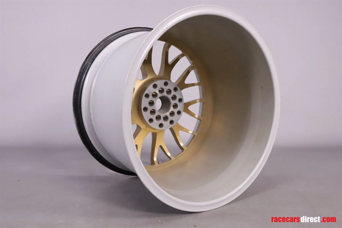 porsche-911-gt1-lightweight-magnesium-wheel-l