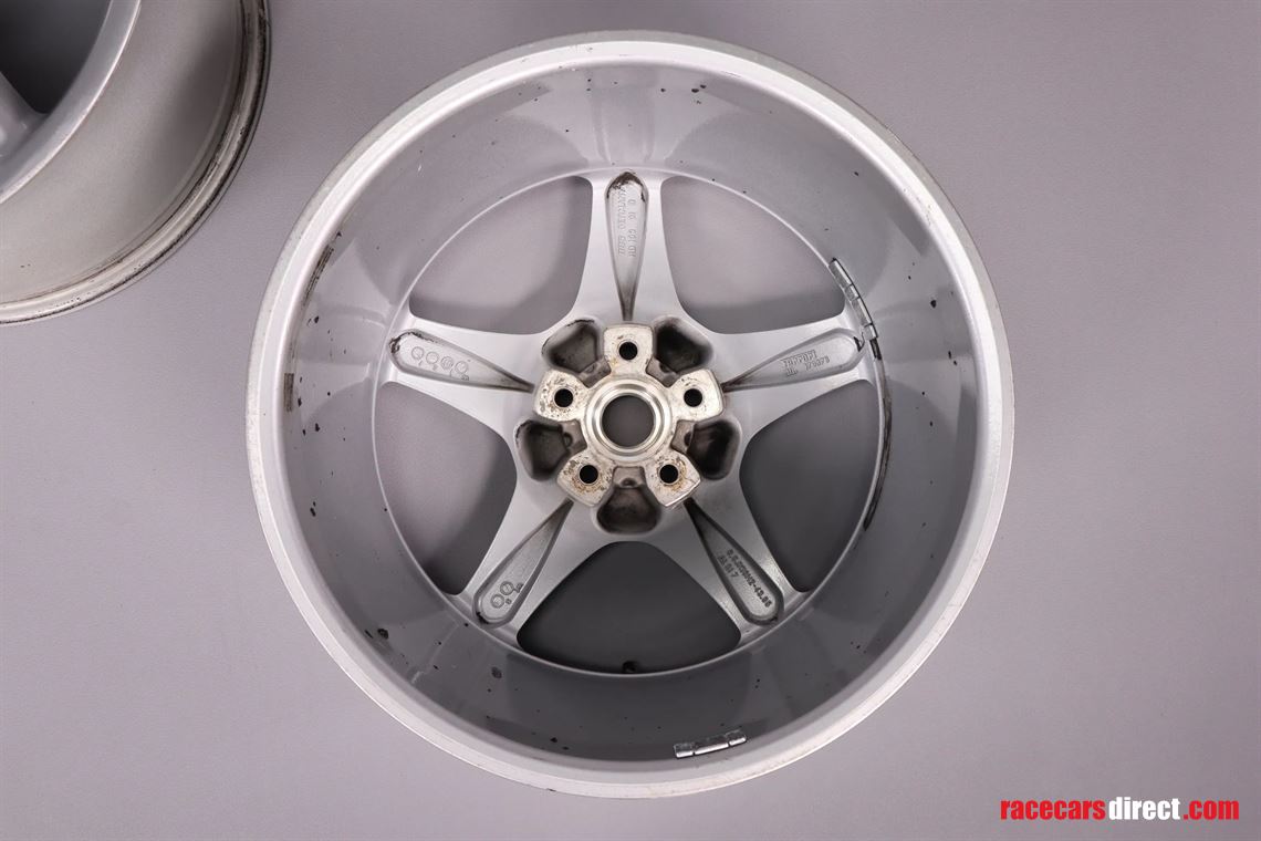 ferrari-550-maranello-18-wheel-pair-for-front