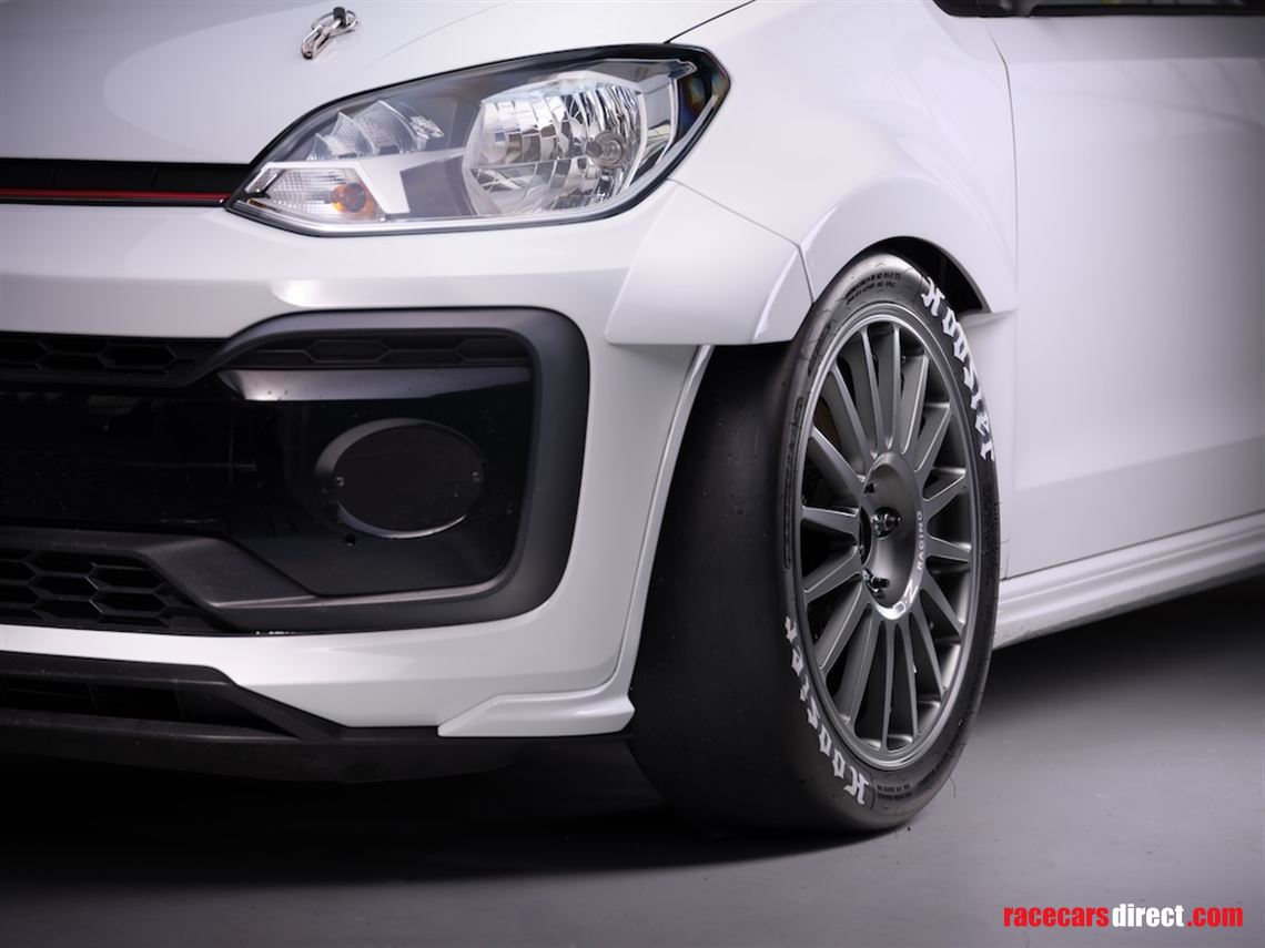 volkswagen-up-gti-cup