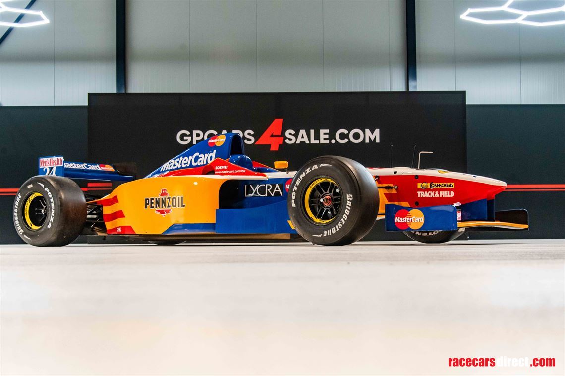 f1-lola-t9730-mastercard-full-running-car