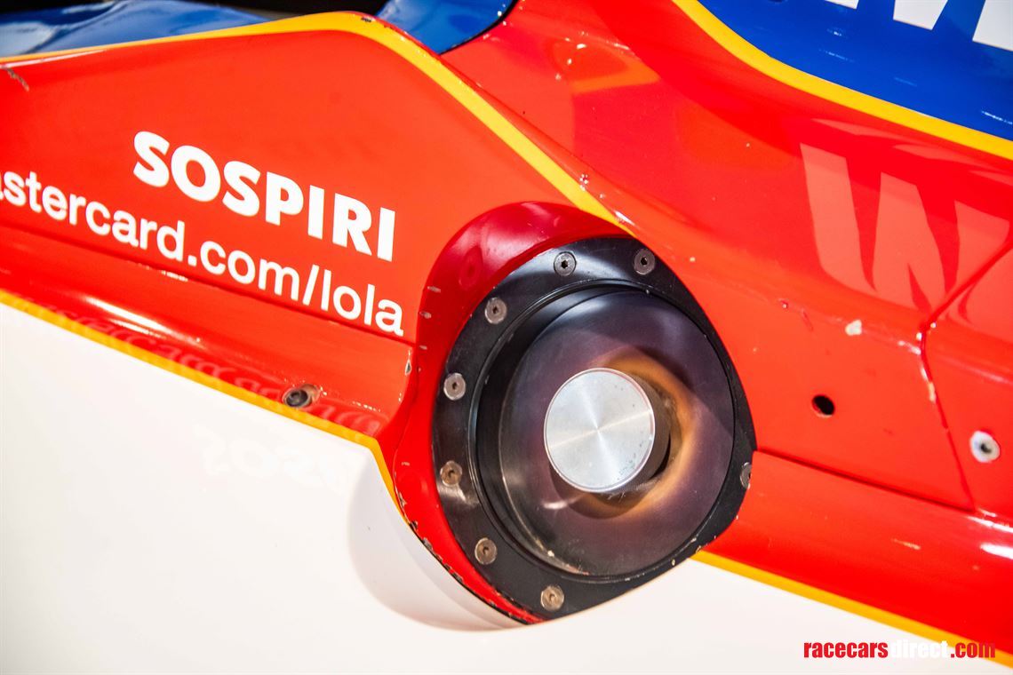 f1-lola-t9730-mastercard-full-running-car