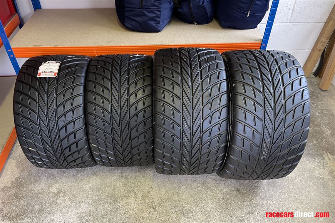 newunused-gt3-tyre-sets-pirelli-yokohama