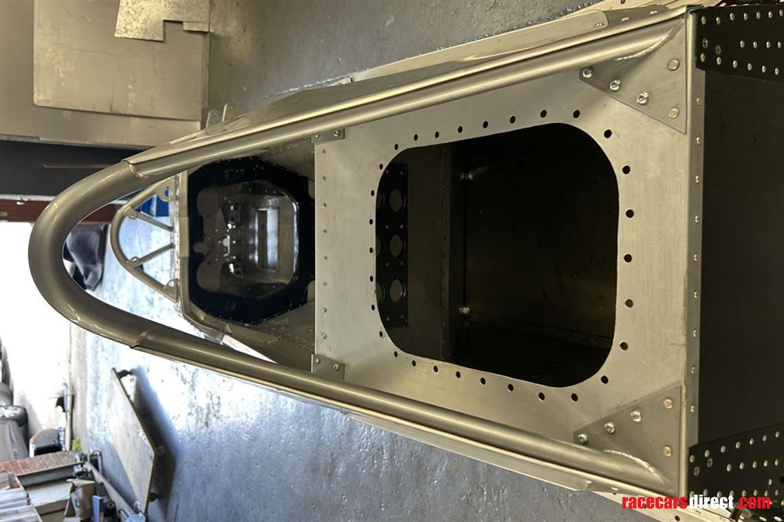 fittipaldi-f8-new-monocoque