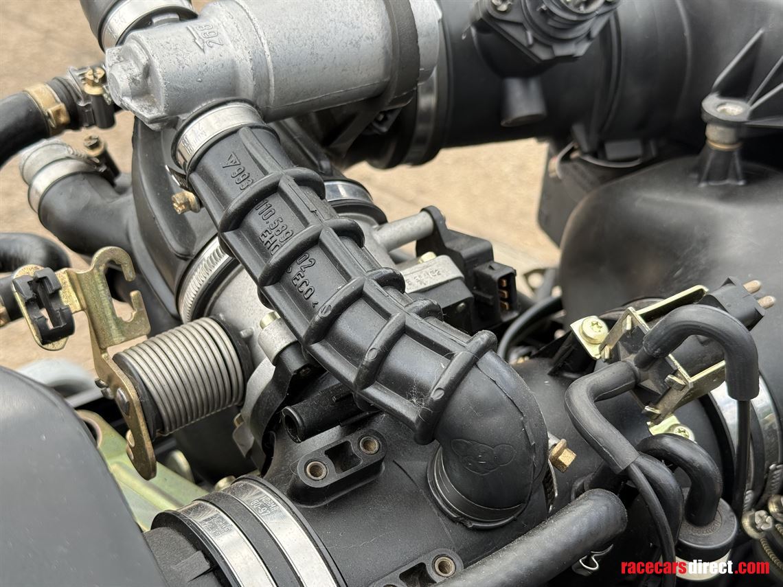 porsche-993-engine-m6405