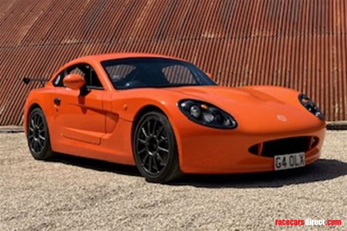 ginetta-g40r-road-and-track